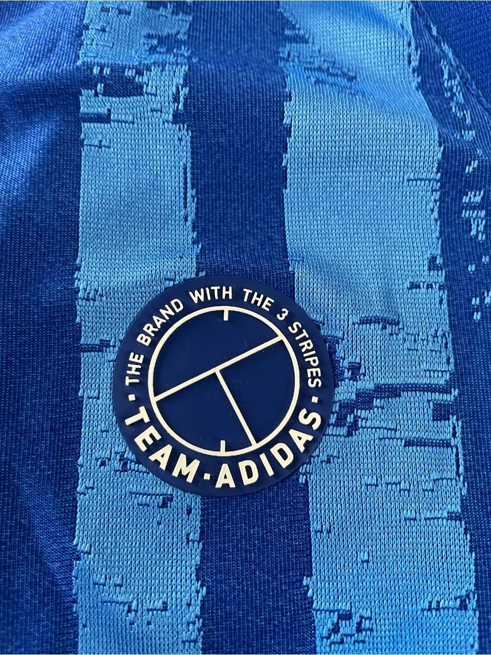 Team Adidas V Neck Soccer Style Jersey shirt Freelift Blue Stripes Mens L / M